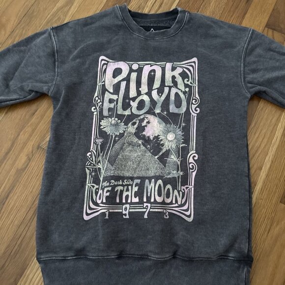 Pink Floyd Dark Side Of the Moon Gray Large Sweater Distressed Look - Picture 3 of 6